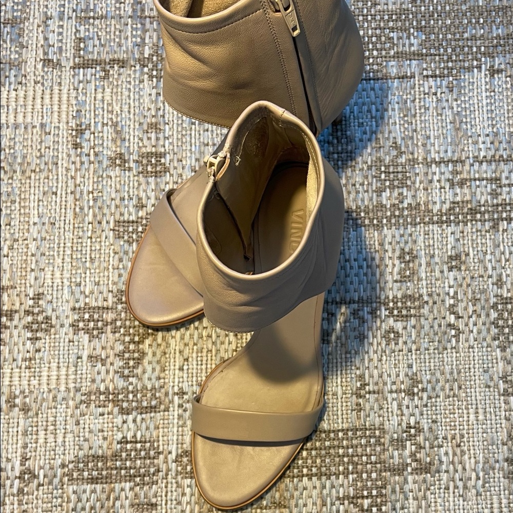Vince - never worn - 3” heels